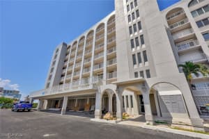 26000 Hickory Blvd 105, Bonita Springs