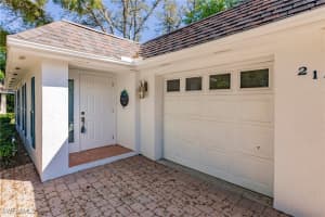 217 Yorkshire Court, Naples, FL 34112 - MLS#225062476