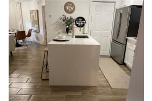 8940 Colonnades Court, Bonita Springs, FL 34135 - MLS#225062478