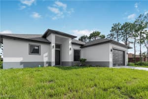 2929 20th Street, Lehigh Acres, FL 33976 - MLS#225062585