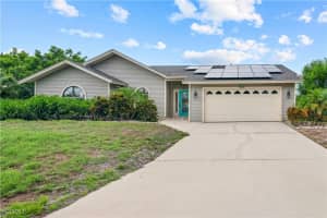 4539 Pine Village Ct, St James City