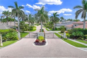 8800 Muirfield Drive, Naples, FL 34109 - MLS#225062647