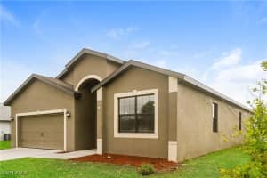 105 7th Place, Cape Coral, FL 33909 - MLS#225062662