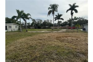 9934 Almetta Avenue, Fort Myers, FL 33919 - MLS#225062681