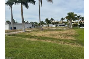 9934 Almetta Avenue, Fort Myers, FL 33919 - MLS#225062681