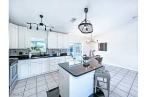 2727 18th Place, Cape Coral, FL 33914 - MLS#225062692