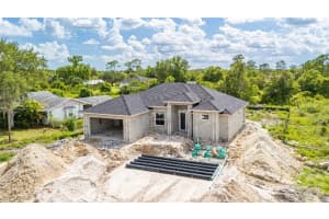 615 8th Avenue, Lehigh Acres, FL 33972 - MLS#225062704