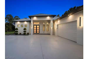 103 14th Street, Naples, FL 34117 - MLS#225062768