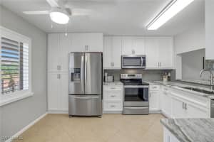 6860 Dennis Circle, Naples, FL 34104 - MLS#225062793