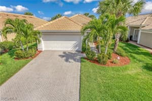 10025 Oakhurst Way, Fort Myers