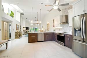 4028 Crayton Road, Naples, FL 34103 - MLS#225062898