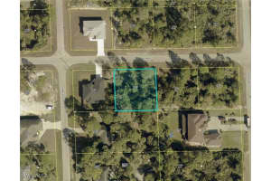 15 7th Street, Lehigh Acres, FL 33972 - MLS#225062929