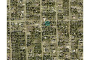 15 7th Street, Lehigh Acres, FL 33972 - MLS#225062929