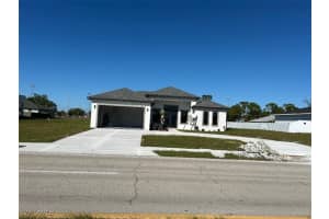 1026 Chiquita Blvd N, Cape Coral