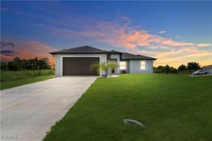 3100 Flora Ave S, Lehigh Acres
