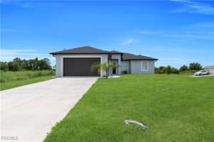 3100 Flora Avenue, Lehigh Acres, FL 33976 - MLS#225062994