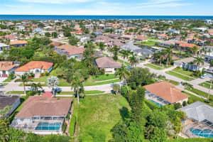 661 Lewis Court, Marco Island, FL 34145 - MLS#225063010