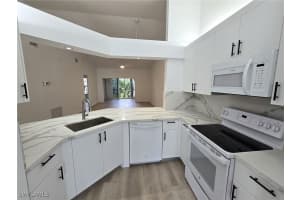 859 Tanbark Drive, Naples, FL 34108 - MLS#225063068