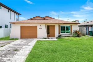 552 95th Ave N, Naples