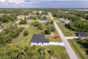 3907 45th Lane, Cape Coral, FL 33993 - MLS#225063278