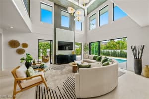 1261 13th Avenue, Naples, FL 34102 - MLS#225063288