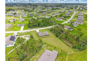 866 Youngreen Drive, Fort Myers, FL 33913 - MLS#225063303