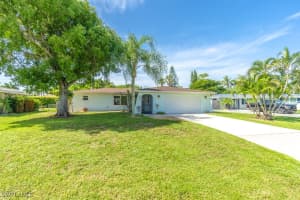 9804 Tonya Court, Bonita Springs, FL 34135 - MLS#225063328