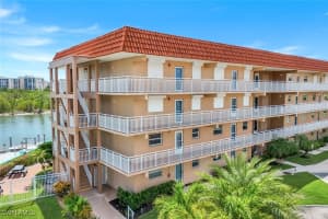 1208 Edington Place, Marco Island, FL 34145 - MLS#225063338