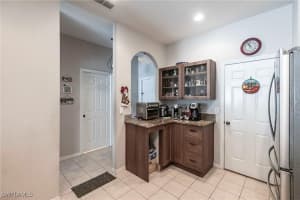 3647 Pine Oak Circle, Fort Myers, FL 33916 - MLS#225063340