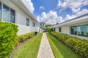 1395 CURLEW Avenue, Naples, FL 34102 - MLS#225063402