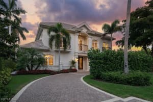 33 3RD Street, Naples, FL 34102 - MLS#225063404