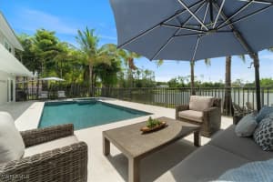 2761 Ardisia Ln, Naples