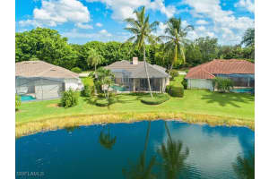 938 Spanish Moss Trail, Naples, FL 34108 - MLS#225063414