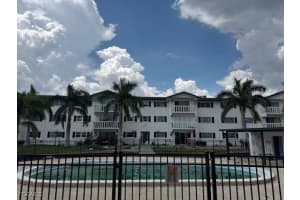 3704 Broadway 305, Fort Myers