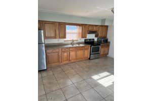 690 109th Avenue, Naples, FL 34108 - MLS#225063535