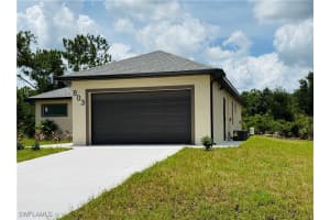 803 16th Street, Lehigh Acres, FL 33972 - MLS#225063539