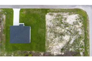 2801 13th Street, Lehigh Acres, FL 33972 - MLS#225063544