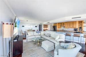 250 Park Shore Drive, Naples, FL 34103 - MLS#225063563
