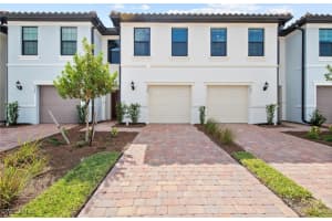 1643 Lake Jessup Cir, Cape Coral
