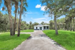 4393 32nd Ave Se, Naples