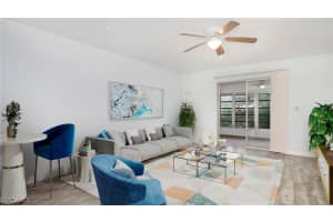 600 Valley Stream Dr C-1, Naples