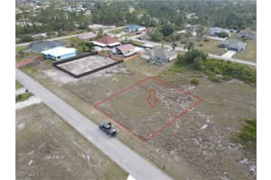 717 Downer Avenue, Lehigh Acres, FL 33974 - MLS#225063644