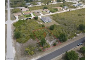 2716 68th Street, Lehigh Acres, FL 33971 - MLS#225063651