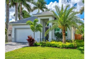 712 108th Avenue, Naples, FL 34108 - MLS#225063684