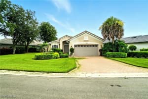 1842 Winding Oaks Way, Naples, FL 34109 - MLS#225063685