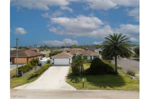 4115 10th Street, Lehigh Acres, FL 33971 Sold 10/10/25