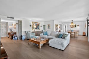 2400 Gulf Shore Boulevard, Naples, FL 34103 - MLS#225063742