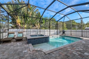 837 105th Ave N, Naples