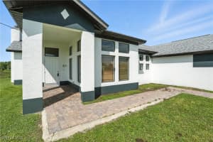 3933 18th Street, Lehigh Acres, FL 33971 - MLS#225063749
