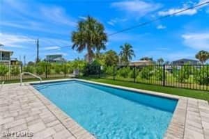 131 Gulf Island Dr, Fort Myers Beach